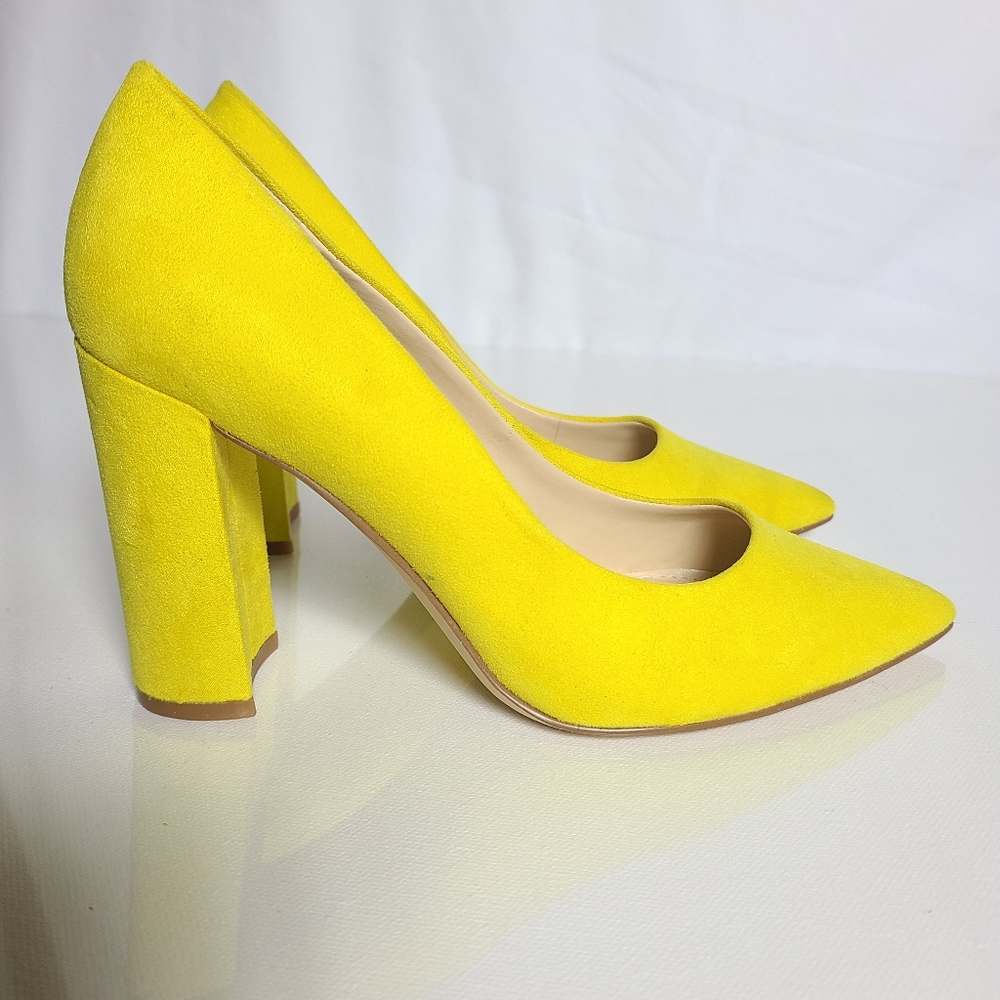 Nine West Aliza 2 Yellow 3" Pump Blocked Heel NWOT